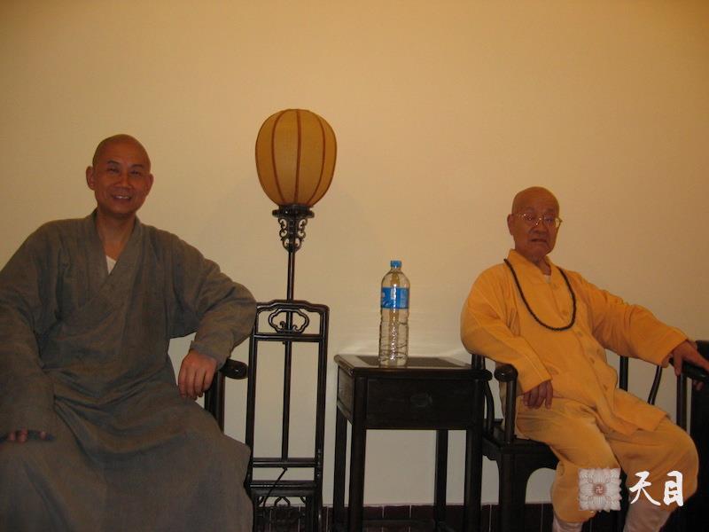 20060506圣观法师陪同戒全长老住在深圳弘法寺