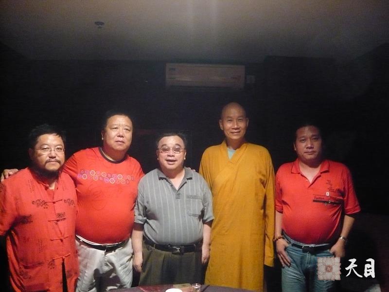 20100909圣观法师和曹思源光远王学会季风相聚北京