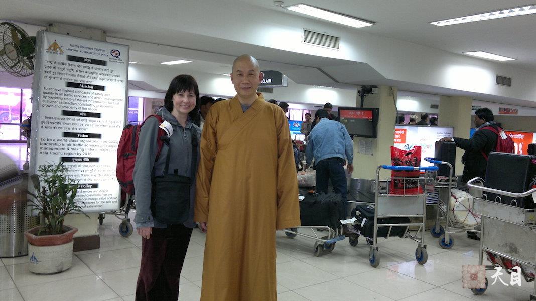 20110101圣观法师和心一居士在印度新德里