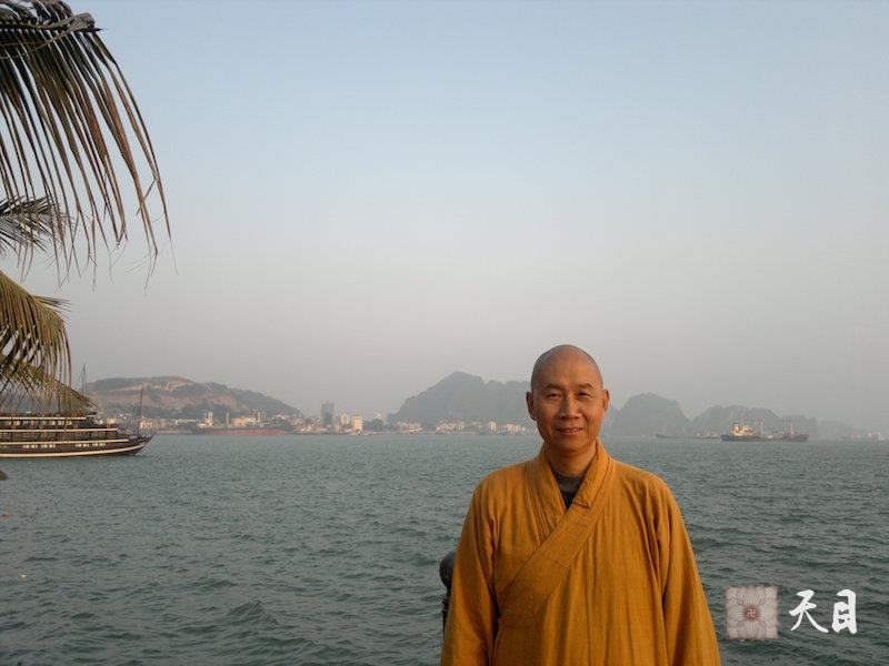 20110204-10圣观法师应果愿居士的供养在越南云游（一）