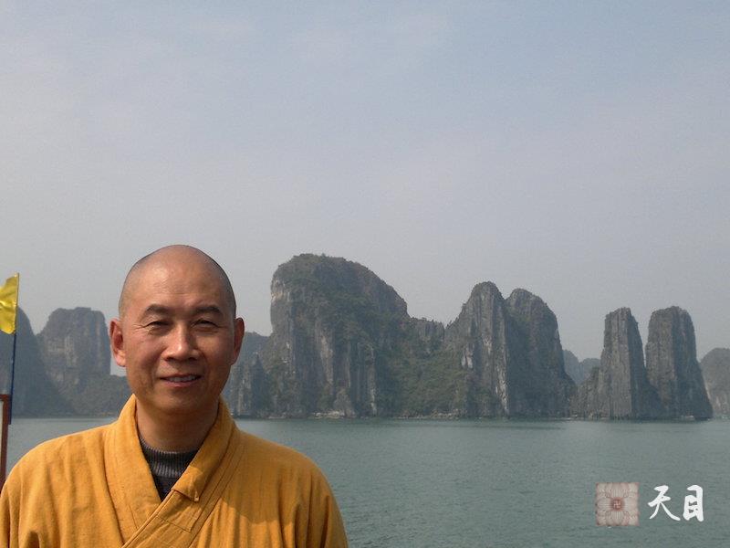 20110204-10圣观法师应果愿居士的供养在越南云游（一）