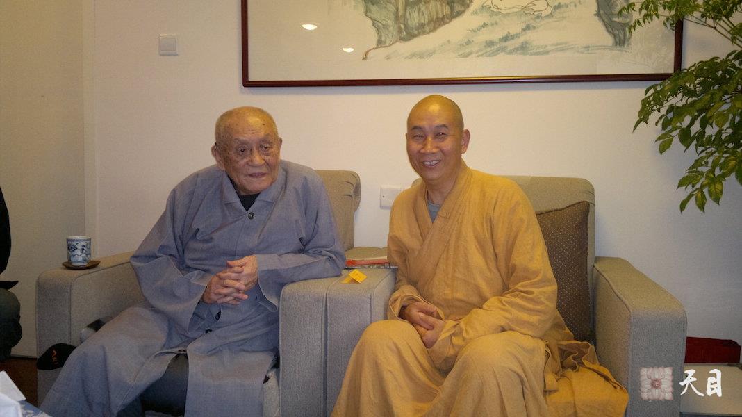20120215圣观法师和梦参长老相聚在在深圳