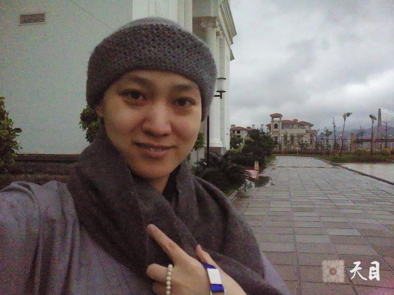 20100415果实法师应邀到福州弘法和常阳居士自拍合影