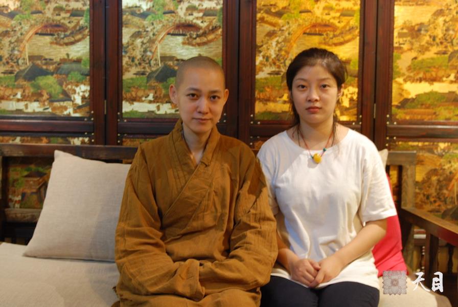 20120830果实法师赴西藏拉萨前应常好居士的供养和常净居士及常好居士的儿子相聚在西安普素茶房