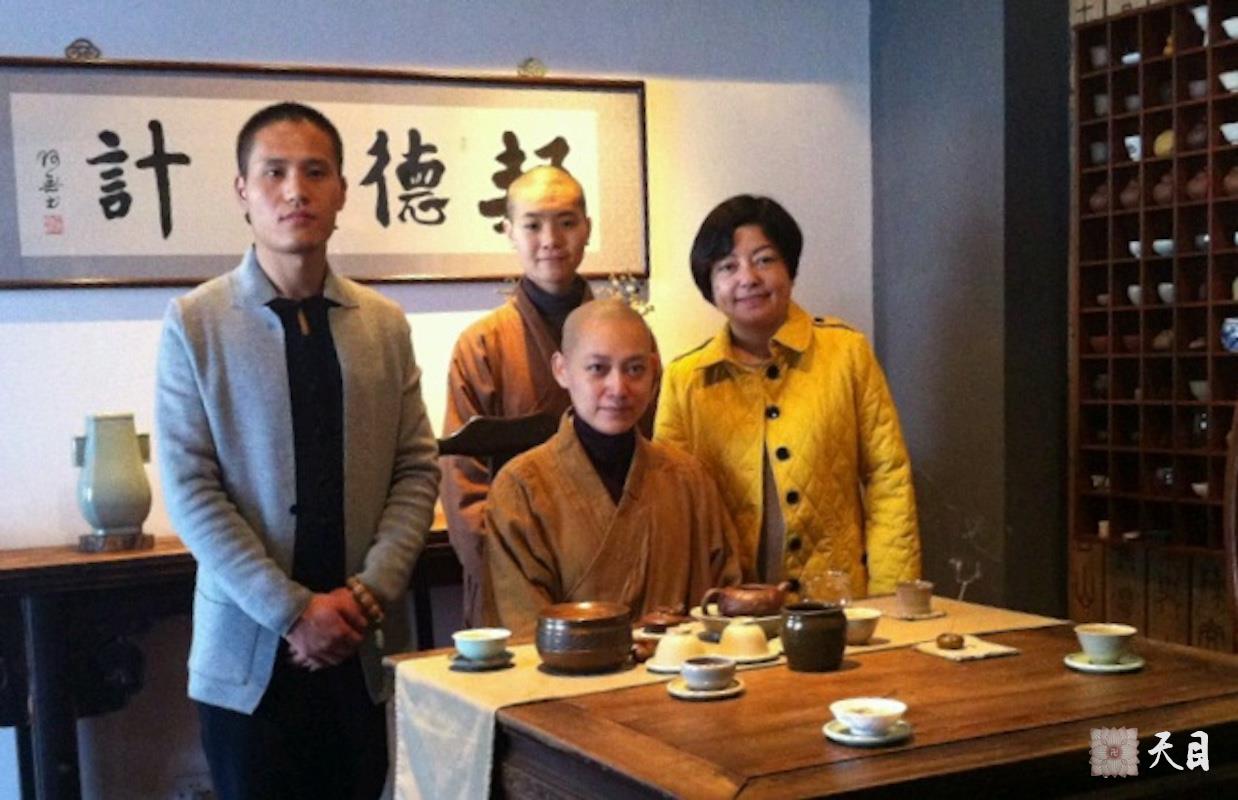 20140127果实法师应常见居士礼请供养温州邦德设计公司品茶开示
