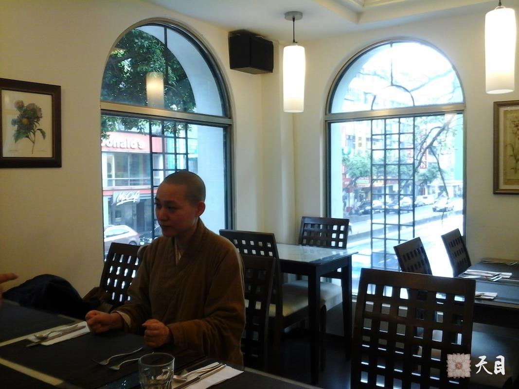 20140722果实法师在台北香积厨素食馆应供