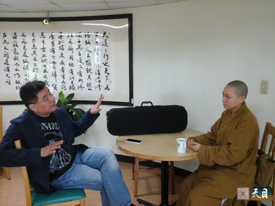 20140722果实法师在台北参观中央广播电台2