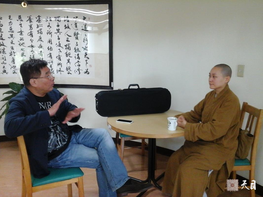 20140722果实法师在台北参观中央广播电台2