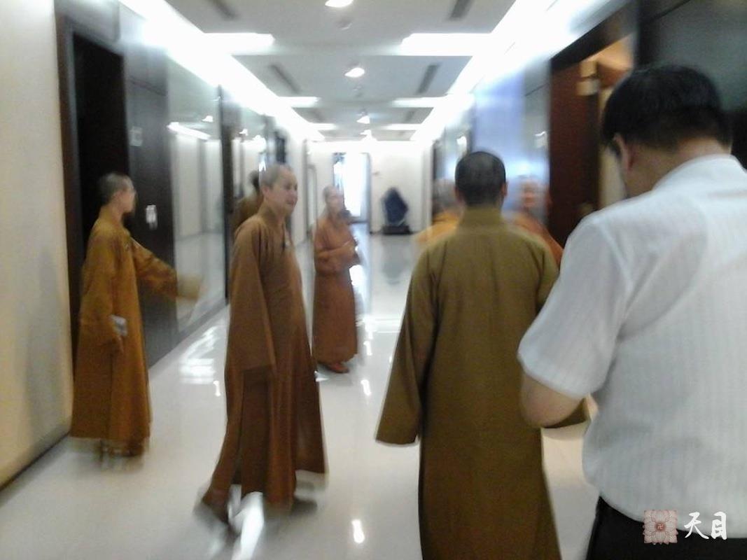 20140729果实法师在台湾到高雄佛光山亲近礼请星云长老开示加持恩师圣观法师