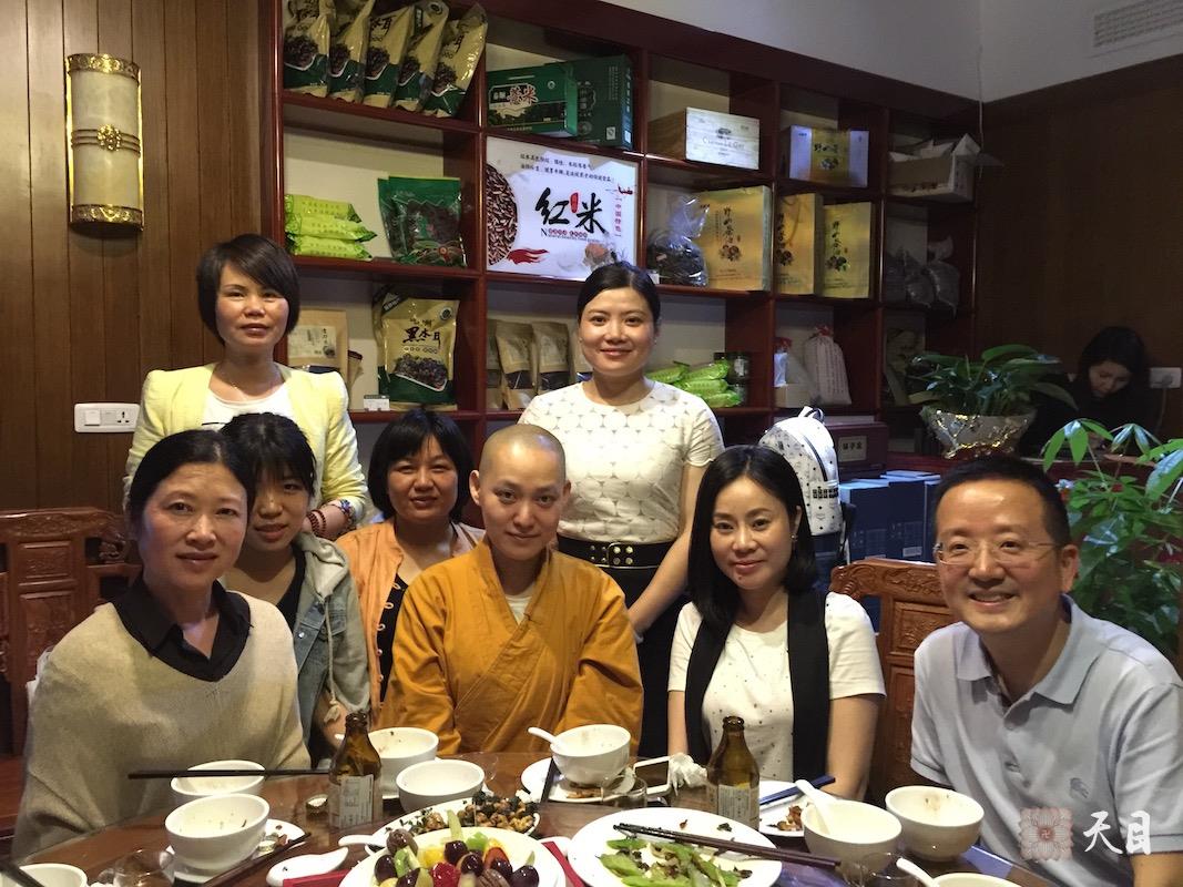 20150516果实法师温州常珍轩常顺常珍常意生日会上