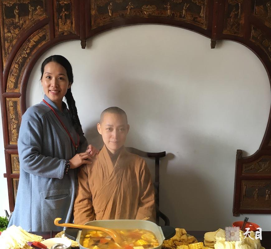 20151228果实法师应常见居士谢芳夫妇供养中和茶坊