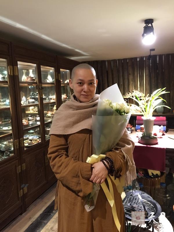 20160112果实法师温州生日信众给恩师圣观法师祈福