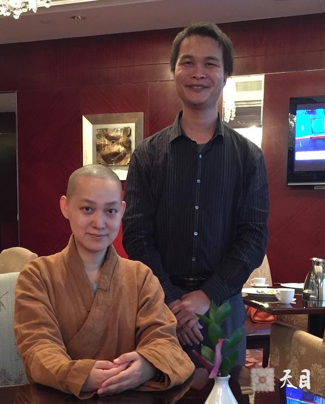 20160327-30果实法师在广州香格里拉给信众开示给恩师圣观法师祈福