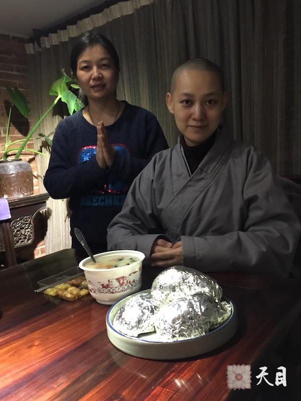 20160124果实法师温州应常见居士供养中和品茶开示给恩师圣观法师祈福