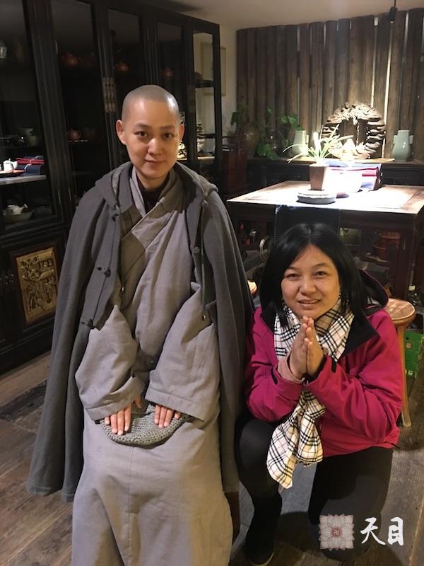 20170211果实法师元宵在温州中和茶坊给恩师圣观法师祈福