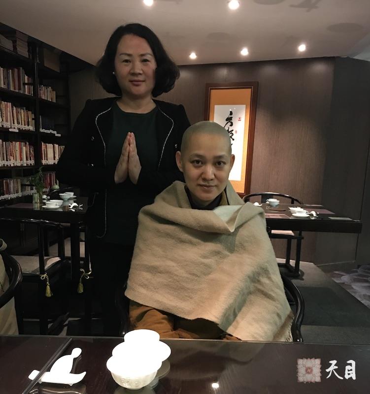 20170306果实法师广州应果静心宁居士夫妇供养滴水坊给恩师圣观法师祈福