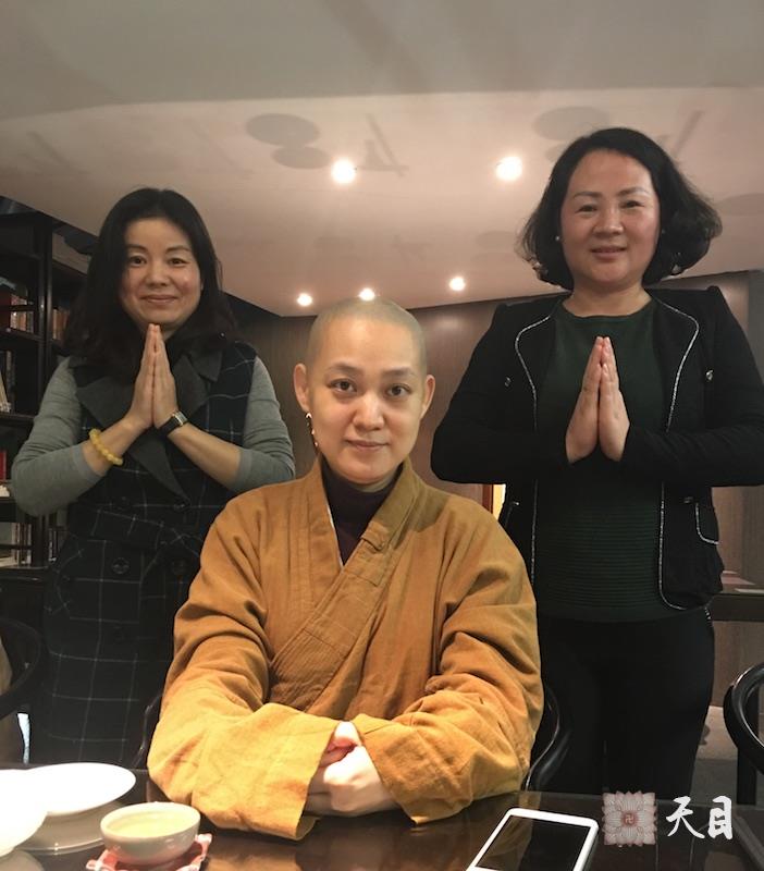 20170306果实法师广州应果静心宁居士夫妇供养滴水坊给恩师圣观法师祈福