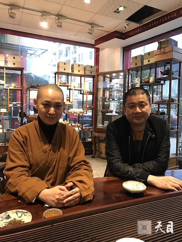20170308果实法师在果静心宁居士夫妇的广州乐善行茶馆应供给恩师圣观法师祈福1
