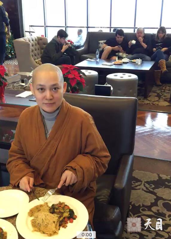 20171221-31果实法师享用净素餐食在加拿大多伦多市中心喜来登