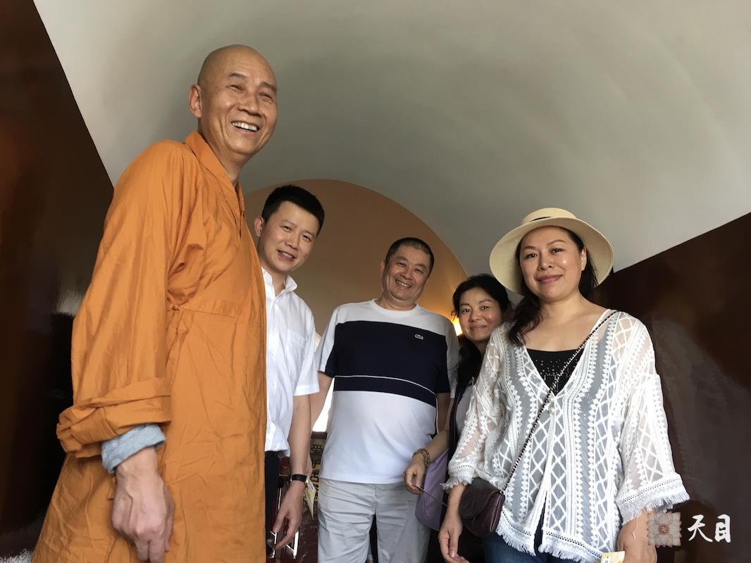 20180518圣观法师带领果实法师等弟子在西安法相宗祖庭大慈恩寺参学4