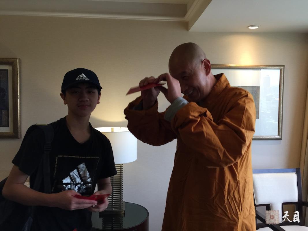 20180527圣观法师在西安喜来登接见来自广州的果静心宁大智大慧居士1