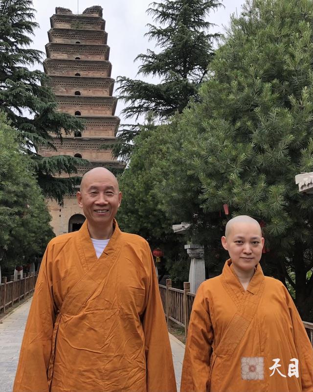 20180528圣观法师带领果实法师等弟子在西安净土宗祖庭香积寺参学5