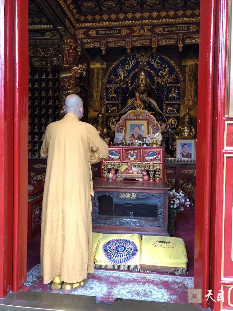 20180601圣观法师带领果实法师等弟子在西安绿度母道场藏传格鲁派寺院广仁寺参学8