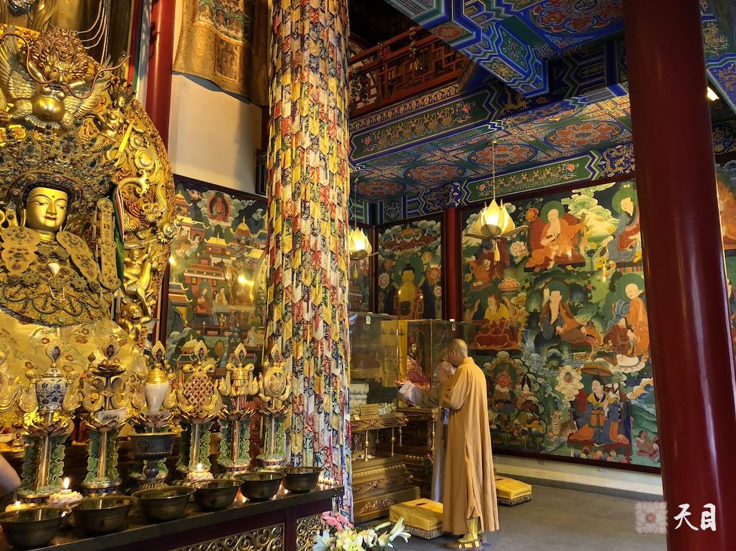 20180601圣观法师带领果实法师等弟子在西安绿度母道场藏传格鲁派寺院广仁寺参学9