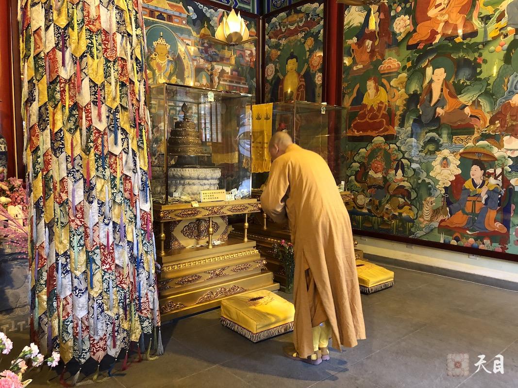20180601圣观法师带领果实法师等弟子在西安绿度母道场藏传格鲁派寺院广仁寺参学9