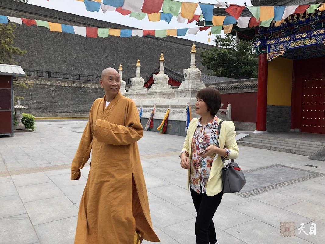 20180601圣观法师带领果实法师等弟子在西安绿度母道场藏传格鲁派寺院广仁寺参学10