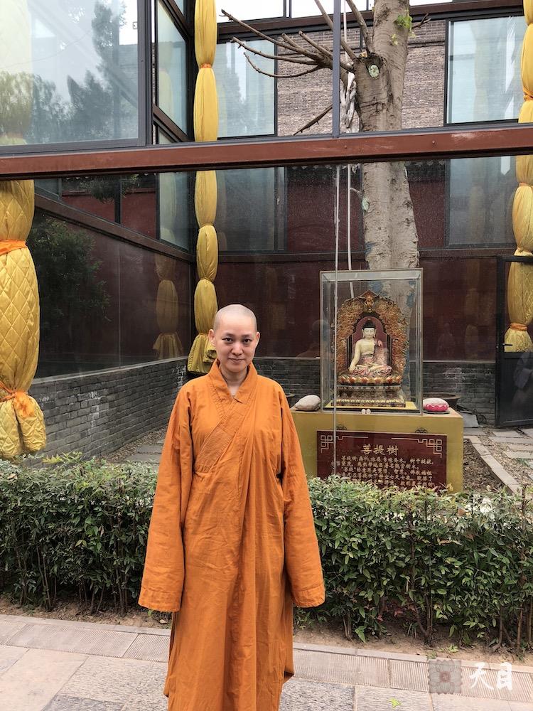 20180601果实法师领众跟随恩师圣观法师在西安绿度母道场藏传格鲁派寺院广仁寺参学2