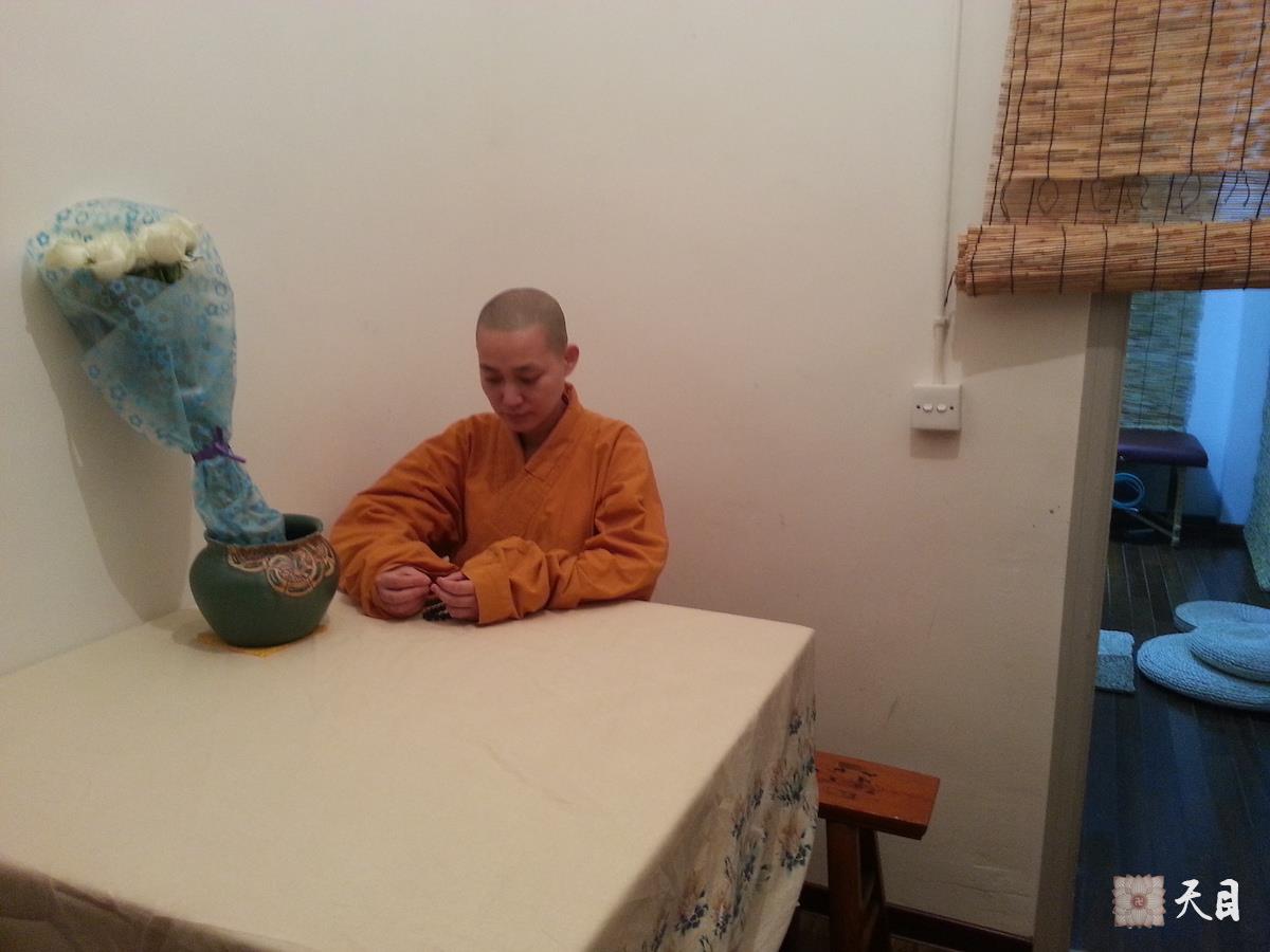 20140821果实法师加持常顺居士温州常顺阁茶行开业1