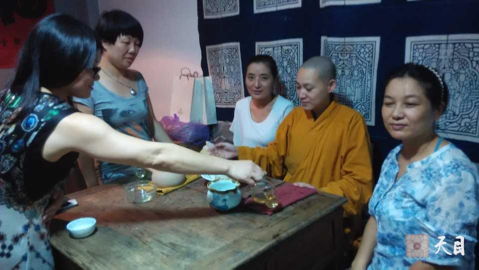 20140821果实法师加持常顺居士温州常顺阁茶行开业2