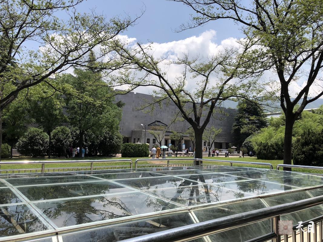 20180609圣观法师在西安带领果实法师等弟子参观秦始皇兵马俑博物馆6