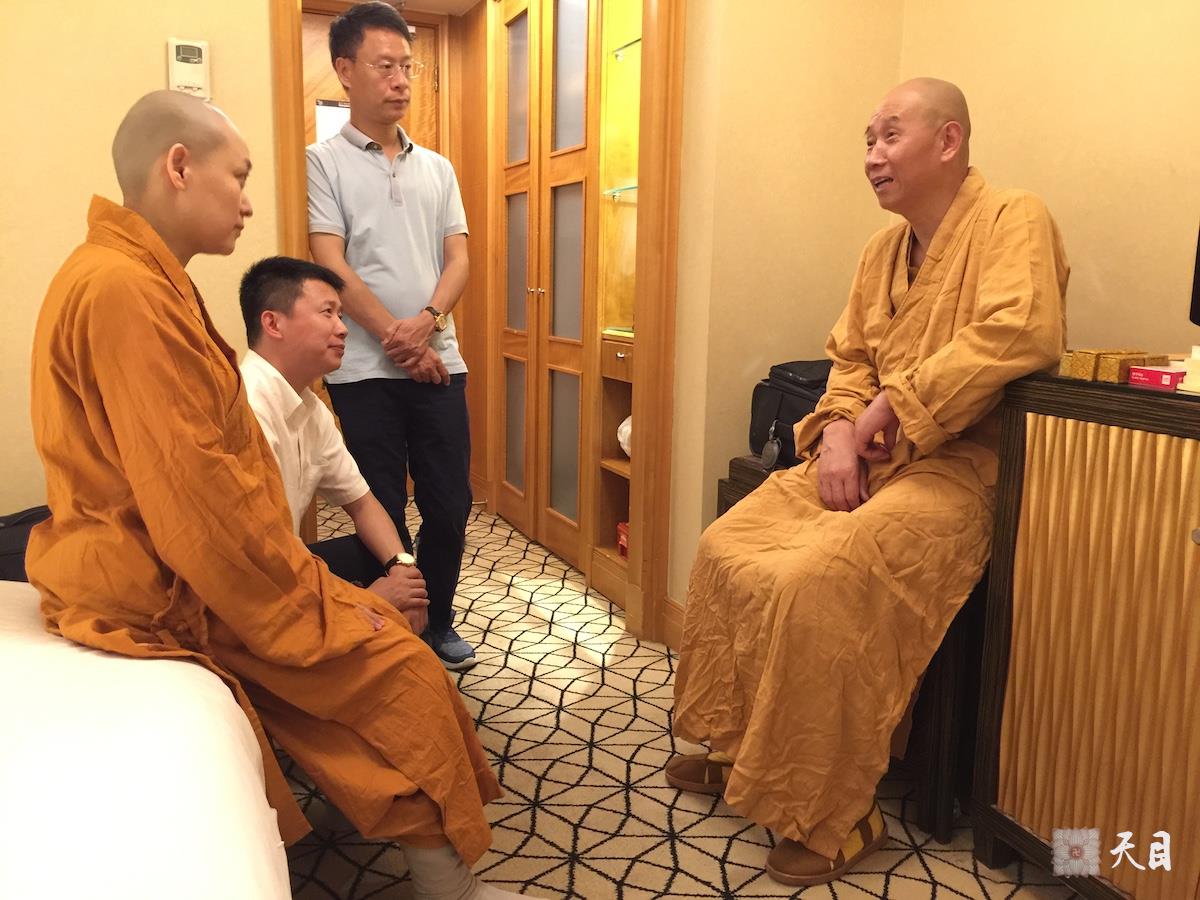 20180517果实法师领众与恩师圣观法师团聚于西安喜来登2