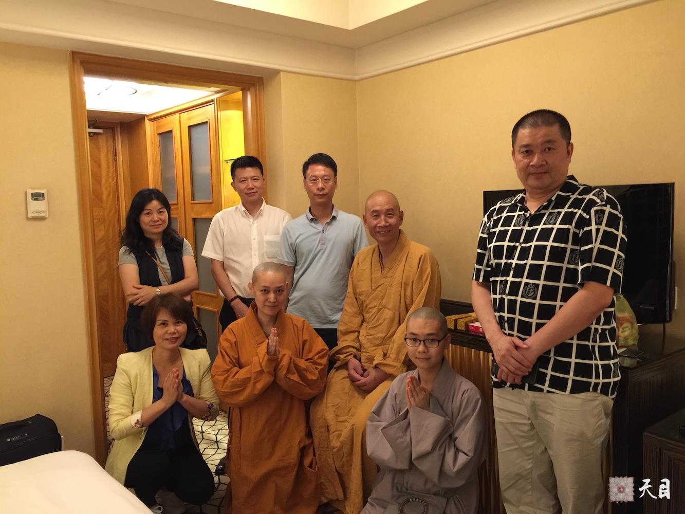 20180517圣观法师与果实法师等弟子团聚于西安喜来登1