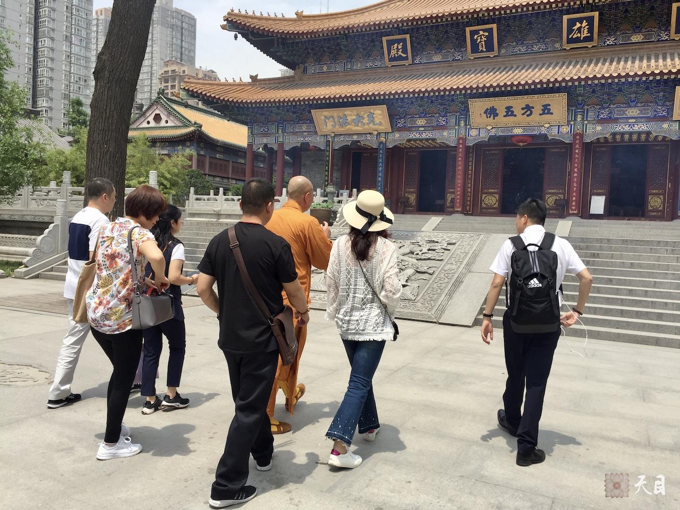 20180518圣观法师带领果实法师等弟子在西安密宗祖庭大兴善寺参学3