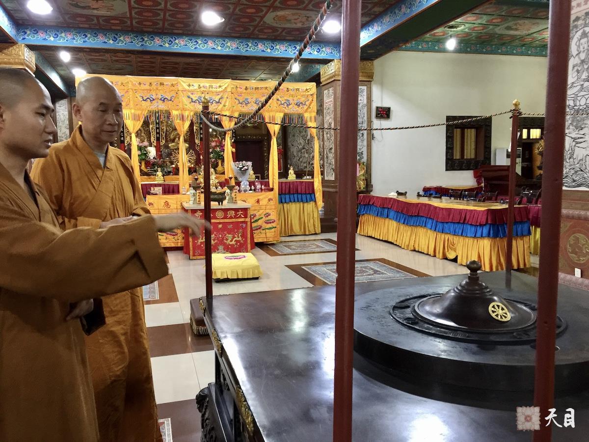 20180518圣观法师带领果实法师等弟子在西安密宗祖庭大兴善寺参学7