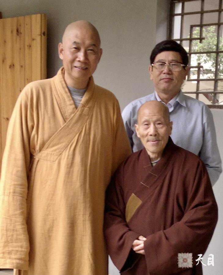 20110921圣观法师和来空法师在湖南常德德山乾明寺