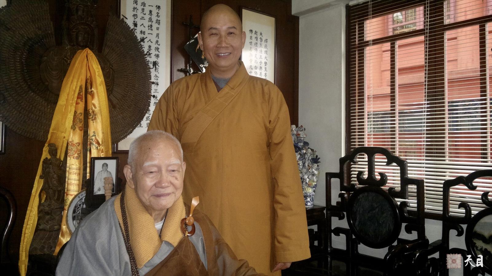 圣观法师亲近融灵长老在香港大屿山