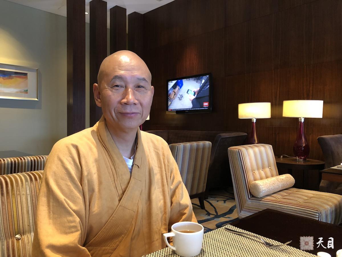 20180704圣观法师在广州粤海喜来登行政酒廊吃早餐