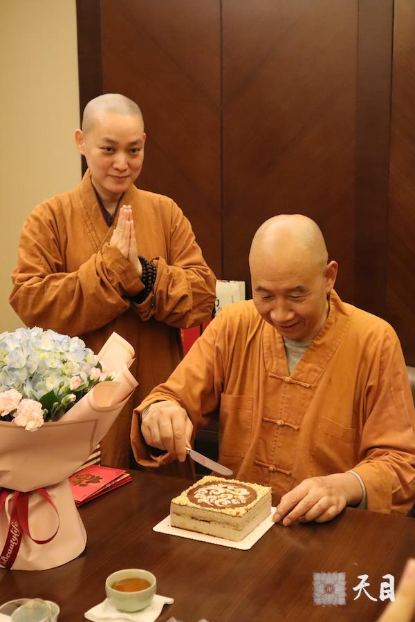 20191229圣观法师在广州粤海喜来登过生日4