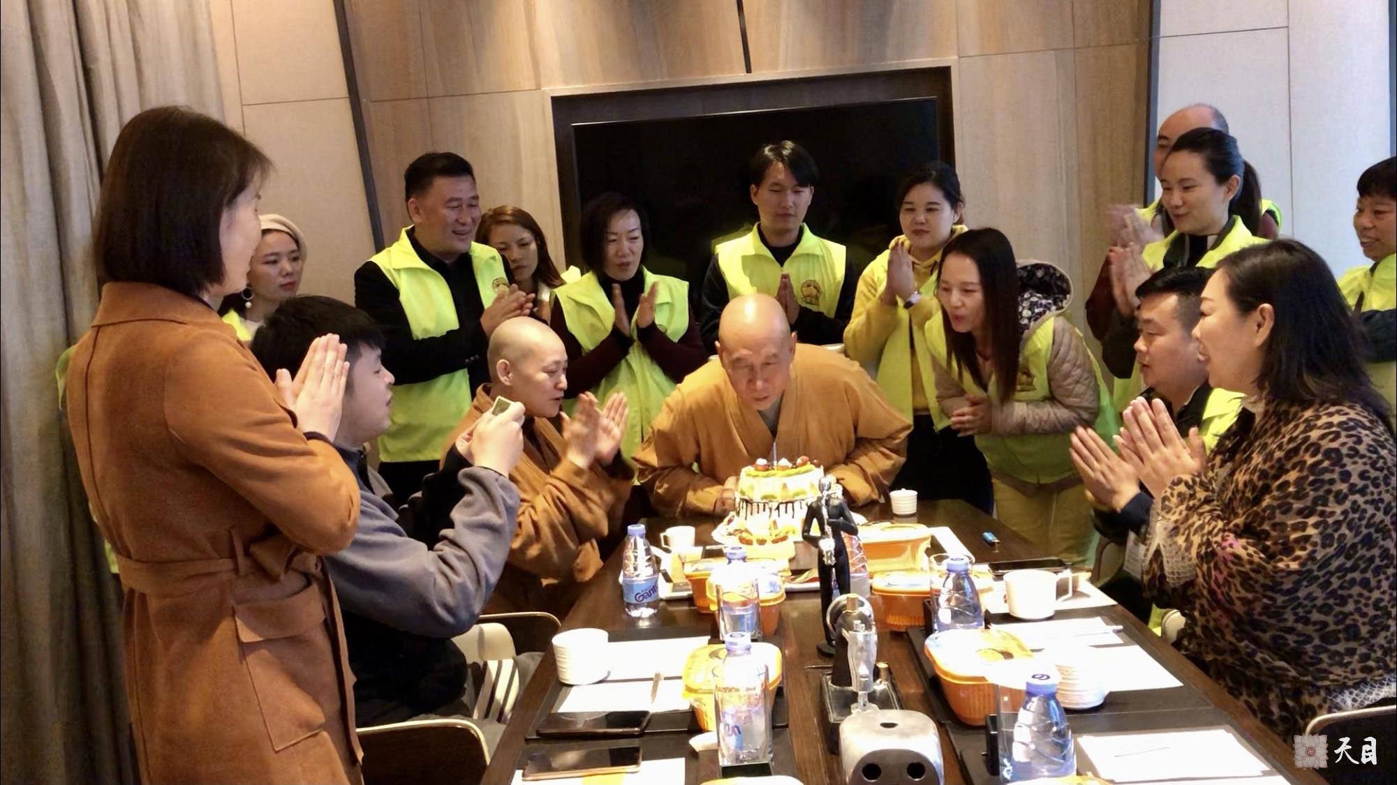 20181229圣观法师在海口万丽过生日3