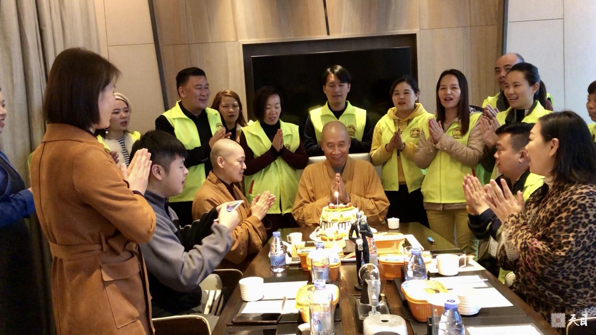 20181229圣观法师在海口万丽过生日3