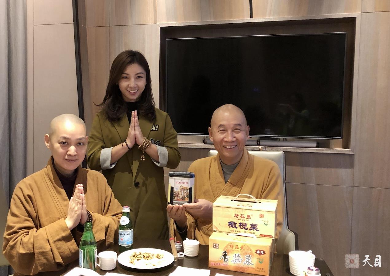 20181229圣观法师在海口万丽过生日5