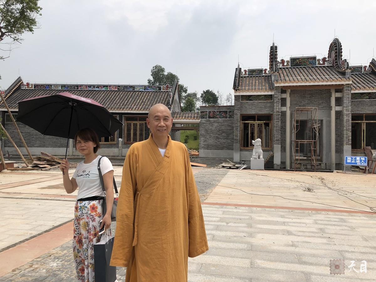 20180708圣观法师带领果实法师等弟子参观佛山南海丹灶的康有为故居7