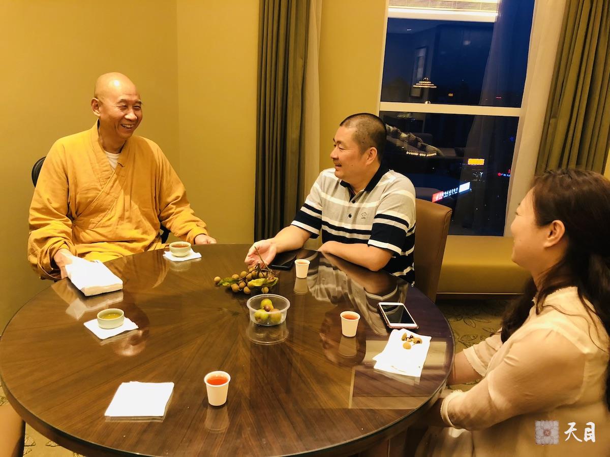 20180722圣观法师带领果实法师在广州粤海喜来登接见常喜心一果珍居士