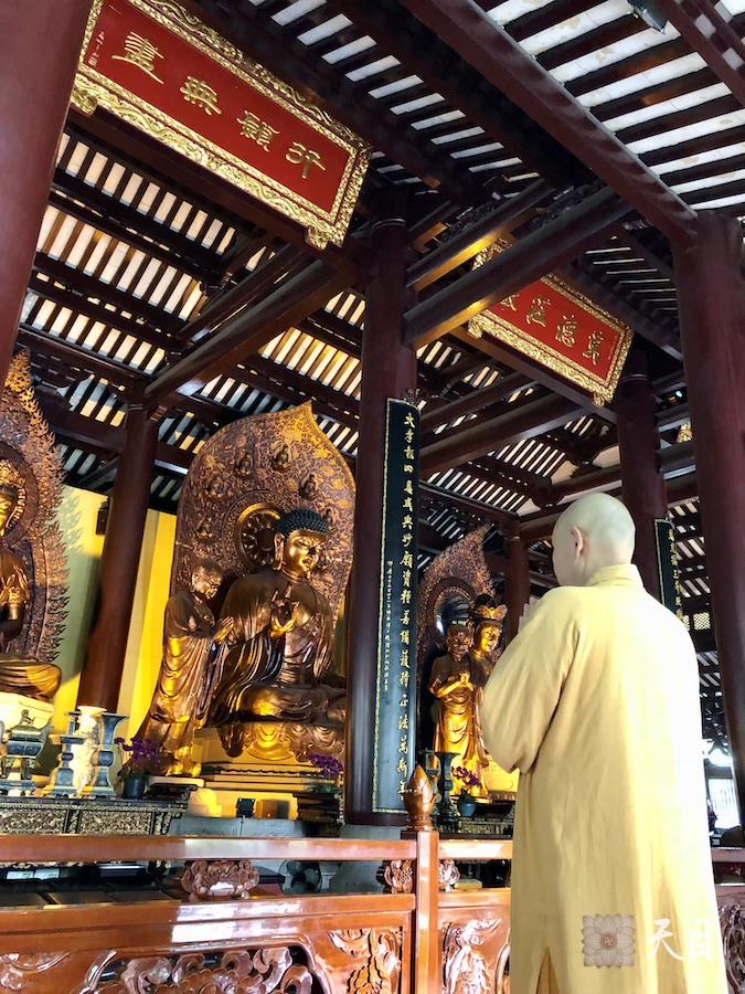 20180723圣观法师带领果实法师等弟子在广州光孝寺参学2