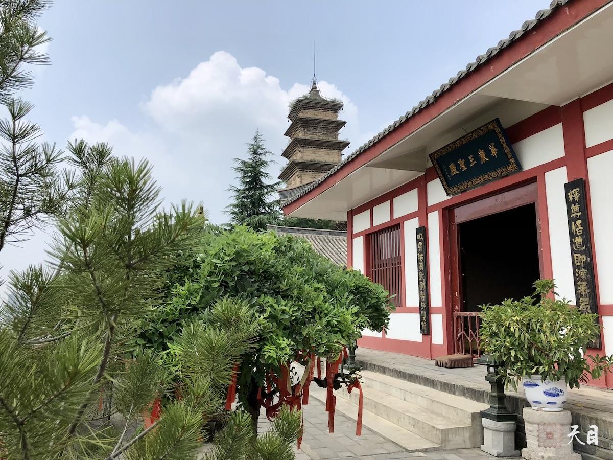 20180814圣观法师带领果实法师等弟子在西安华严宗祖庭华严寺参学5