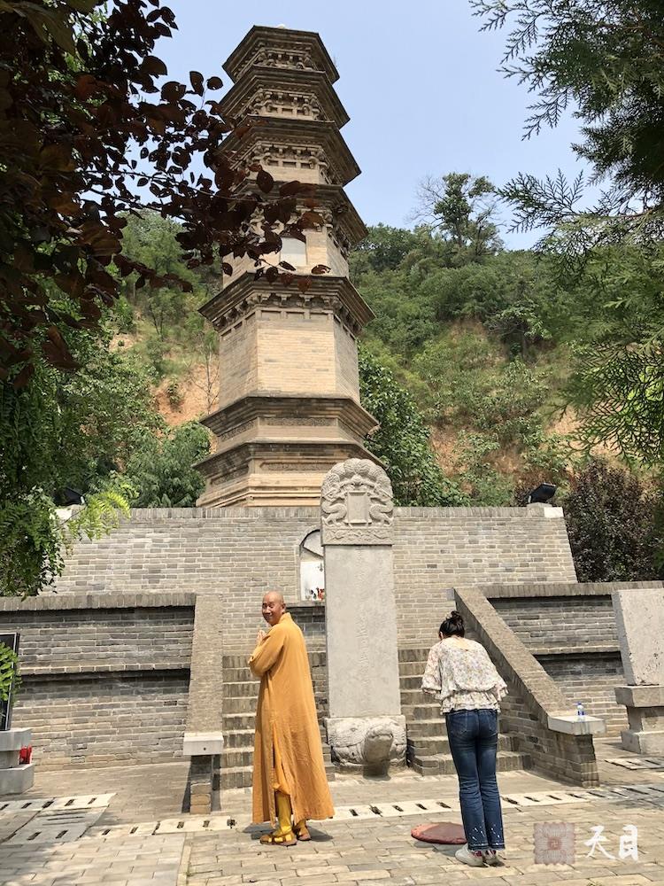 20180814圣观法师带领果实法师等弟子在西安华严宗祖庭华严寺参学6